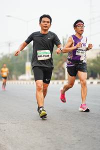 BIB: 468, 21339
                            <button type="button" onclick="openModal(8558877)" class="btn btn-primary btn-sm float-right btn-popup" data-toggle="modal" data-target=".modal-high-quality">
                        <i class="fas fa-shopping-cart"></i> Add to Cart
                    </button>
                                            <button type="button" onclick="isThisMe(8558877, true)" class="btn btn-success btn-sm float-right btn-popup btn-isme hidden" data-toggle="tooltip" data-placement="bottom" title="นี่คือรูปของคุณใช่ไหม คลิกที่นี่เพื่อเอาเข้าอัลบั้ม">
                        <i class="fas fa-plus"></i> Add to album
                    </button>
                    <button type="button" onclick="isThisMe(8558877, false)" class="btn btn-warning btn-sm float-right btn-popup btn-isnotme hidden">
                        <i class="fas fa-ban"></i> Remove from album
                    </button>