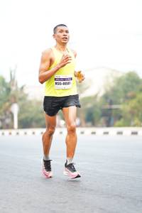 BIB: 40581
                            <button type="button" onclick="openModal(8561337)" class="btn btn-primary btn-sm float-right btn-popup" data-toggle="modal" data-target=".modal-high-quality">
                        <i class="fas fa-shopping-cart"></i> Add to Cart
                    </button>
                                            <button type="button" onclick="isThisMe(8561337, true)" class="btn btn-success btn-sm float-right btn-popup btn-isme hidden" data-toggle="tooltip" data-placement="bottom" title="นี่คือรูปของคุณใช่ไหม คลิกที่นี่เพื่อเอาเข้าอัลบั้ม">
                        <i class="fas fa-plus"></i> Add to album
                    </button>
                    <button type="button" onclick="isThisMe(8561337, false)" class="btn btn-warning btn-sm float-right btn-popup btn-isnotme hidden">
                        <i class="fas fa-ban"></i> Remove from album
                    </button>