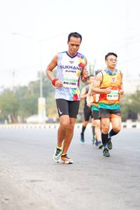 BIB: 21068
                            <button type="button" onclick="openModal(8569381)" class="btn btn-primary btn-sm float-right btn-popup" data-toggle="modal" data-target=".modal-high-quality">
                        <i class="fas fa-shopping-cart"></i> Add to Cart
                    </button>
                                            <button type="button" onclick="isThisMe(8569381, true)" class="btn btn-success btn-sm float-right btn-popup btn-isme hidden" data-toggle="tooltip" data-placement="bottom" title="นี่คือรูปของคุณใช่ไหม คลิกที่นี่เพื่อเอาเข้าอัลบั้ม">
                        <i class="fas fa-plus"></i> Add to album
                    </button>
                    <button type="button" onclick="isThisMe(8569381, false)" class="btn btn-warning btn-sm float-right btn-popup btn-isnotme hidden">
                        <i class="fas fa-ban"></i> Remove from album
                    </button>