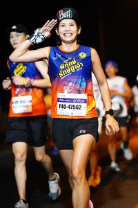 BIB: 201, 195, 47562
                            <button type="button" onclick="openModal(10106999)" class="btn btn-primary btn-sm float-right btn-popup" data-toggle="modal" data-target=".modal-high-quality">
                        <i class="fas fa-shopping-cart"></i> Add to Cart
                    </button>
                                            <button type="button" onclick="isThisMe(10106999, true)" class="btn btn-success btn-sm float-right btn-popup btn-isme hidden" data-toggle="tooltip" data-placement="bottom" title="นี่คือรูปของคุณใช่ไหม คลิกที่นี่เพื่อเอาเข้าอัลบั้ม">
                        <i class="fas fa-plus"></i> Add to album
                    </button>
                    <button type="button" onclick="isThisMe(10106999, false)" class="btn btn-warning btn-sm float-right btn-popup btn-isnotme hidden">
                        <i class="fas fa-ban"></i> Remove from album
                    </button>