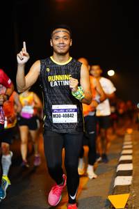 BIB: 42195, 40842
                            <button type="button" onclick="openModal(10110577)" class="btn btn-primary btn-sm float-right btn-popup" data-toggle="modal" data-target=".modal-high-quality">
                        <i class="fas fa-shopping-cart"></i> Add to Cart
                    </button>
                                            <button type="button" onclick="isThisMe(10110577, true)" class="btn btn-success btn-sm float-right btn-popup btn-isme hidden" data-toggle="tooltip" data-placement="bottom" title="นี่คือรูปของคุณใช่ไหม คลิกที่นี่เพื่อเอาเข้าอัลบั้ม">
                        <i class="fas fa-plus"></i> Add to album
                    </button>
                    <button type="button" onclick="isThisMe(10110577, false)" class="btn btn-warning btn-sm float-right btn-popup btn-isnotme hidden">
                        <i class="fas fa-ban"></i> Remove from album
                    </button>