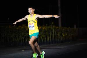 BIB: 41117
                            <button type="button" onclick="openModal(10092136)" class="btn btn-primary btn-sm float-right btn-popup" data-toggle="modal" data-target=".modal-high-quality">
                        <i class="fas fa-shopping-cart"></i> Add to Cart
                    </button>
                                            <button type="button" onclick="isThisMe(10092136, true)" class="btn btn-success btn-sm float-right btn-popup btn-isme hidden" data-toggle="tooltip" data-placement="bottom" title="นี่คือรูปของคุณใช่ไหม คลิกที่นี่เพื่อเอาเข้าอัลบั้ม">
                        <i class="fas fa-plus"></i> Add to album
                    </button>
                    <button type="button" onclick="isThisMe(10092136, false)" class="btn btn-warning btn-sm float-right btn-popup btn-isnotme hidden">
                        <i class="fas fa-ban"></i> Remove from album
                    </button>