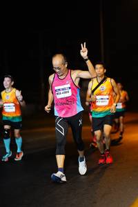 BIB: 41009, 40917
                            <button type="button" onclick="openModal(10104313)" class="btn btn-primary btn-sm float-right btn-popup" data-toggle="modal" data-target=".modal-high-quality">
                        <i class="fas fa-shopping-cart"></i> Add to Cart
                    </button>
                                            <button type="button" onclick="isThisMe(10104313, true)" class="btn btn-success btn-sm float-right btn-popup btn-isme hidden" data-toggle="tooltip" data-placement="bottom" title="นี่คือรูปของคุณใช่ไหม คลิกที่นี่เพื่อเอาเข้าอัลบั้ม">
                        <i class="fas fa-plus"></i> Add to album
                    </button>
                    <button type="button" onclick="isThisMe(10104313, false)" class="btn btn-warning btn-sm float-right btn-popup btn-isnotme hidden">
                        <i class="fas fa-ban"></i> Remove from album
                    </button>