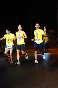 BIB: 4110
                            <button type="button" onclick="openModal(10097302)" class="btn btn-primary btn-sm float-right btn-popup" data-toggle="modal" data-target=".modal-high-quality">
                        <i class="fas fa-shopping-cart"></i> Add to Cart
                    </button>
                                            <button type="button" onclick="isThisMe(10097302, true)" class="btn btn-success btn-sm float-right btn-popup btn-isme hidden" data-toggle="tooltip" data-placement="bottom" title="นี่คือรูปของคุณใช่ไหม คลิกที่นี่เพื่อเอาเข้าอัลบั้ม">
                        <i class="fas fa-plus"></i> Add to album
                    </button>
                    <button type="button" onclick="isThisMe(10097302, false)" class="btn btn-warning btn-sm float-right btn-popup btn-isnotme hidden">
                        <i class="fas fa-ban"></i> Remove from album
                    </button>