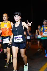 BIB: 40610
                            <button type="button" onclick="openModal(10115681)" class="btn btn-primary btn-sm float-right btn-popup" data-toggle="modal" data-target=".modal-high-quality">
                        <i class="fas fa-shopping-cart"></i> Add to Cart
                    </button>
                                            <button type="button" onclick="isThisMe(10115681, true)" class="btn btn-success btn-sm float-right btn-popup btn-isme hidden" data-toggle="tooltip" data-placement="bottom" title="นี่คือรูปของคุณใช่ไหม คลิกที่นี่เพื่อเอาเข้าอัลบั้ม">
                        <i class="fas fa-plus"></i> Add to album
                    </button>
                    <button type="button" onclick="isThisMe(10115681, false)" class="btn btn-warning btn-sm float-right btn-popup btn-isnotme hidden">
                        <i class="fas fa-ban"></i> Remove from album
                    </button>
