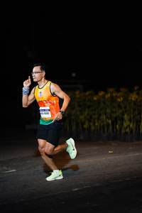 BIB: 4582
                            <button type="button" onclick="openModal(10091632)" class="btn btn-primary btn-sm float-right btn-popup" data-toggle="modal" data-target=".modal-high-quality">
                        <i class="fas fa-shopping-cart"></i> Add to Cart
                    </button>
                                            <button type="button" onclick="isThisMe(10091632, true)" class="btn btn-success btn-sm float-right btn-popup btn-isme hidden" data-toggle="tooltip" data-placement="bottom" title="นี่คือรูปของคุณใช่ไหม คลิกที่นี่เพื่อเอาเข้าอัลบั้ม">
                        <i class="fas fa-plus"></i> Add to album
                    </button>
                    <button type="button" onclick="isThisMe(10091632, false)" class="btn btn-warning btn-sm float-right btn-popup btn-isnotme hidden">
                        <i class="fas fa-ban"></i> Remove from album
                    </button>