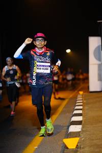 BIB: 45304
                            <button type="button" onclick="openModal(10106681)" class="btn btn-primary btn-sm float-right btn-popup" data-toggle="modal" data-target=".modal-high-quality">
                        <i class="fas fa-shopping-cart"></i> Add to Cart
                    </button>
                                            <button type="button" onclick="isThisMe(10106681, true)" class="btn btn-success btn-sm float-right btn-popup btn-isme hidden" data-toggle="tooltip" data-placement="bottom" title="นี่คือรูปของคุณใช่ไหม คลิกที่นี่เพื่อเอาเข้าอัลบั้ม">
                        <i class="fas fa-plus"></i> Add to album
                    </button>
                    <button type="button" onclick="isThisMe(10106681, false)" class="btn btn-warning btn-sm float-right btn-popup btn-isnotme hidden">
                        <i class="fas fa-ban"></i> Remove from album
                    </button>