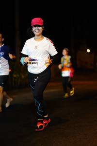 BIB: 40512
                            <button type="button" onclick="openModal(10133521)" class="btn btn-primary btn-sm float-right btn-popup" data-toggle="modal" data-target=".modal-high-quality">
                        <i class="fas fa-shopping-cart"></i> Add to Cart
                    </button>
                                            <button type="button" onclick="isThisMe(10133521, true)" class="btn btn-success btn-sm float-right btn-popup btn-isme hidden" data-toggle="tooltip" data-placement="bottom" title="นี่คือรูปของคุณใช่ไหม คลิกที่นี่เพื่อเอาเข้าอัลบั้ม">
                        <i class="fas fa-plus"></i> Add to album
                    </button>
                    <button type="button" onclick="isThisMe(10133521, false)" class="btn btn-warning btn-sm float-right btn-popup btn-isnotme hidden">
                        <i class="fas fa-ban"></i> Remove from album
                    </button>