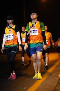 BIB: 4135, 4045
                            <button type="button" onclick="openModal(10132089)" class="btn btn-primary btn-sm float-right btn-popup" data-toggle="modal" data-target=".modal-high-quality">
                        <i class="fas fa-shopping-cart"></i> Add to Cart
                    </button>
                                            <button type="button" onclick="isThisMe(10132089, true)" class="btn btn-success btn-sm float-right btn-popup btn-isme hidden" data-toggle="tooltip" data-placement="bottom" title="นี่คือรูปของคุณใช่ไหม คลิกที่นี่เพื่อเอาเข้าอัลบั้ม">
                        <i class="fas fa-plus"></i> Add to album
                    </button>
                    <button type="button" onclick="isThisMe(10132089, false)" class="btn btn-warning btn-sm float-right btn-popup btn-isnotme hidden">
                        <i class="fas fa-ban"></i> Remove from album
                    </button>