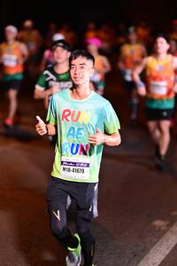 BIB: 41679
                            <button type="button" onclick="openModal(7479692)" class="btn btn-primary btn-sm float-right btn-popup" data-toggle="modal" data-target=".modal-high-quality">
                        <i class="fas fa-shopping-cart"></i> Add to Cart
                    </button>
                                            <button type="button" onclick="isThisMe(7479692, true)" class="btn btn-success btn-sm float-right btn-popup btn-isme hidden" data-toggle="tooltip" data-placement="bottom" title="นี่คือรูปของคุณใช่ไหม คลิกที่นี่เพื่อเอาเข้าอัลบั้ม">
                        <i class="fas fa-plus"></i> Add to album
                    </button>
                    <button type="button" onclick="isThisMe(7479692, false)" class="btn btn-warning btn-sm float-right btn-popup btn-isnotme hidden">
                        <i class="fas fa-ban"></i> Remove from album
                    </button>