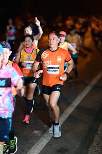 BIB: 476, 42089
                            <button type="button" onclick="openModal(7483429)" class="btn btn-primary btn-sm float-right btn-popup" data-toggle="modal" data-target=".modal-high-quality">
                        <i class="fas fa-shopping-cart"></i> Add to Cart
                    </button>
                                            <button type="button" onclick="isThisMe(7483429, true)" class="btn btn-success btn-sm float-right btn-popup btn-isme hidden" data-toggle="tooltip" data-placement="bottom" title="นี่คือรูปของคุณใช่ไหม คลิกที่นี่เพื่อเอาเข้าอัลบั้ม">
                        <i class="fas fa-plus"></i> Add to album
                    </button>
                    <button type="button" onclick="isThisMe(7483429, false)" class="btn btn-warning btn-sm float-right btn-popup btn-isnotme hidden">
                        <i class="fas fa-ban"></i> Remove from album
                    </button>