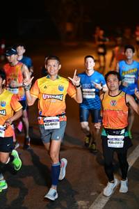 BIB: 48432, 42211, 40417
                            <button type="button" onclick="openModal(7480086)" class="btn btn-primary btn-sm float-right btn-popup" data-toggle="modal" data-target=".modal-high-quality">
                        <i class="fas fa-shopping-cart"></i> Add to Cart
                    </button>
                                            <button type="button" onclick="isThisMe(7480086, true)" class="btn btn-success btn-sm float-right btn-popup btn-isme hidden" data-toggle="tooltip" data-placement="bottom" title="นี่คือรูปของคุณใช่ไหม คลิกที่นี่เพื่อเอาเข้าอัลบั้ม">
                        <i class="fas fa-plus"></i> Add to album
                    </button>
                    <button type="button" onclick="isThisMe(7480086, false)" class="btn btn-warning btn-sm float-right btn-popup btn-isnotme hidden">
                        <i class="fas fa-ban"></i> Remove from album
                    </button>