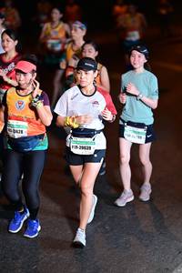 BIB: 0628, 130, 24788, 20639
                            <button type="button" onclick="openModal(7564319)" class="btn btn-primary btn-sm float-right btn-popup" data-toggle="modal" data-target=".modal-high-quality">
                        <i class="fas fa-shopping-cart"></i> Add to Cart
                    </button>
                                            <button type="button" onclick="isThisMe(7564319, true)" class="btn btn-success btn-sm float-right btn-popup btn-isme hidden" data-toggle="tooltip" data-placement="bottom" title="นี่คือรูปของคุณใช่ไหม คลิกที่นี่เพื่อเอาเข้าอัลบั้ม">
                        <i class="fas fa-plus"></i> Add to album
                    </button>
                    <button type="button" onclick="isThisMe(7564319, false)" class="btn btn-warning btn-sm float-right btn-popup btn-isnotme hidden">
                        <i class="fas fa-ban"></i> Remove from album
                    </button>