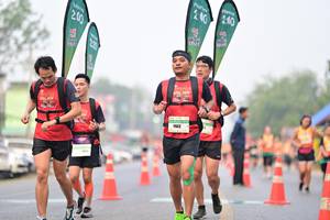 BIB: 240, 200
                            <button type="button" onclick="openModal(7605200)" class="btn btn-primary btn-sm float-right btn-popup" data-toggle="modal" data-target=".modal-high-quality">
                        <i class="fas fa-shopping-cart"></i> Add to Cart
                    </button>
                                            <button type="button" onclick="isThisMe(7605200, true)" class="btn btn-success btn-sm float-right btn-popup btn-isme hidden" data-toggle="tooltip" data-placement="bottom" title="นี่คือรูปของคุณใช่ไหม คลิกที่นี่เพื่อเอาเข้าอัลบั้ม">
                        <i class="fas fa-plus"></i> Add to album
                    </button>
                    <button type="button" onclick="isThisMe(7605200, false)" class="btn btn-warning btn-sm float-right btn-popup btn-isnotme hidden">
                        <i class="fas fa-ban"></i> Remove from album
                    </button>