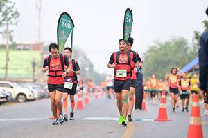 BIB: 200
                            <button type="button" onclick="openModal(7604986)" class="btn btn-primary btn-sm float-right btn-popup" data-toggle="modal" data-target=".modal-high-quality">
                        <i class="fas fa-shopping-cart"></i> Add to Cart
                    </button>
                                            <button type="button" onclick="isThisMe(7604986, true)" class="btn btn-success btn-sm float-right btn-popup btn-isme hidden" data-toggle="tooltip" data-placement="bottom" title="นี่คือรูปของคุณใช่ไหม คลิกที่นี่เพื่อเอาเข้าอัลบั้ม">
                        <i class="fas fa-plus"></i> Add to album
                    </button>
                    <button type="button" onclick="isThisMe(7604986, false)" class="btn btn-warning btn-sm float-right btn-popup btn-isnotme hidden">
                        <i class="fas fa-ban"></i> Remove from album
                    </button>