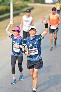 BIB: 0454, 40915
                            <button type="button" onclick="openModal(8615714)" class="btn btn-primary btn-sm float-right btn-popup" data-toggle="modal" data-target=".modal-high-quality">
                        <i class="fas fa-shopping-cart"></i> Add to Cart
                    </button>
                                            <button type="button" onclick="isThisMe(8615714, true)" class="btn btn-success btn-sm float-right btn-popup btn-isme hidden" data-toggle="tooltip" data-placement="bottom" title="นี่คือรูปของคุณใช่ไหม คลิกที่นี่เพื่อเอาเข้าอัลบั้ม">
                        <i class="fas fa-plus"></i> Add to album
                    </button>
                    <button type="button" onclick="isThisMe(8615714, false)" class="btn btn-warning btn-sm float-right btn-popup btn-isnotme hidden">
                        <i class="fas fa-ban"></i> Remove from album
                    </button>