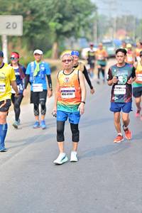 BIB: 4742
                            <button type="button" onclick="openModal(8617654)" class="btn btn-primary btn-sm float-right btn-popup" data-toggle="modal" data-target=".modal-high-quality">
                        <i class="fas fa-shopping-cart"></i> Add to Cart
                    </button>
                                            <button type="button" onclick="isThisMe(8617654, true)" class="btn btn-success btn-sm float-right btn-popup btn-isme hidden" data-toggle="tooltip" data-placement="bottom" title="นี่คือรูปของคุณใช่ไหม คลิกที่นี่เพื่อเอาเข้าอัลบั้ม">
                        <i class="fas fa-plus"></i> Add to album
                    </button>
                    <button type="button" onclick="isThisMe(8617654, false)" class="btn btn-warning btn-sm float-right btn-popup btn-isnotme hidden">
                        <i class="fas fa-ban"></i> Remove from album
                    </button>