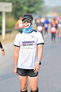 BIB: 195, 42055
                            <button type="button" onclick="openModal(8615563)" class="btn btn-primary btn-sm float-right btn-popup" data-toggle="modal" data-target=".modal-high-quality">
                        <i class="fas fa-shopping-cart"></i> Add to Cart
                    </button>
                                            <button type="button" onclick="isThisMe(8615563, true)" class="btn btn-success btn-sm float-right btn-popup btn-isme hidden" data-toggle="tooltip" data-placement="bottom" title="นี่คือรูปของคุณใช่ไหม คลิกที่นี่เพื่อเอาเข้าอัลบั้ม">
                        <i class="fas fa-plus"></i> Add to album
                    </button>
                    <button type="button" onclick="isThisMe(8615563, false)" class="btn btn-warning btn-sm float-right btn-popup btn-isnotme hidden">
                        <i class="fas fa-ban"></i> Remove from album
                    </button>