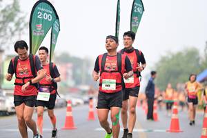 BIB: 200
                            <button type="button" onclick="openModal(10077142)" class="btn btn-primary btn-sm float-right btn-popup" data-toggle="modal" data-target=".modal-high-quality">
                        <i class="fas fa-shopping-cart"></i> Add to Cart
                    </button>
                                            <button type="button" onclick="isThisMe(10077142, true)" class="btn btn-success btn-sm float-right btn-popup btn-isme hidden" data-toggle="tooltip" data-placement="bottom" title="นี่คือรูปของคุณใช่ไหม คลิกที่นี่เพื่อเอาเข้าอัลบั้ม">
                        <i class="fas fa-plus"></i> Add to album
                    </button>
                    <button type="button" onclick="isThisMe(10077142, false)" class="btn btn-warning btn-sm float-right btn-popup btn-isnotme hidden">
                        <i class="fas fa-ban"></i> Remove from album
                    </button>
