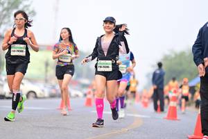 BIB: 20309, 25205
                            <button type="button" onclick="openModal(10081204)" class="btn btn-primary btn-sm float-right btn-popup" data-toggle="modal" data-target=".modal-high-quality">
                        <i class="fas fa-shopping-cart"></i> Add to Cart
                    </button>
                                            <button type="button" onclick="isThisMe(10081204, true)" class="btn btn-success btn-sm float-right btn-popup btn-isme hidden" data-toggle="tooltip" data-placement="bottom" title="นี่คือรูปของคุณใช่ไหม คลิกที่นี่เพื่อเอาเข้าอัลบั้ม">
                        <i class="fas fa-plus"></i> Add to album
                    </button>
                    <button type="button" onclick="isThisMe(10081204, false)" class="btn btn-warning btn-sm float-right btn-popup btn-isnotme hidden">
                        <i class="fas fa-ban"></i> Remove from album
                    </button>