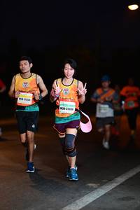 BIB: 17250, 27684
                            <button type="button" onclick="openModal(10035052)" class="btn btn-primary btn-sm float-right btn-popup" data-toggle="modal" data-target=".modal-high-quality">
                        <i class="fas fa-shopping-cart"></i> Add to Cart
                    </button>
                                            <button type="button" onclick="isThisMe(10035052, true)" class="btn btn-success btn-sm float-right btn-popup btn-isme hidden" data-toggle="tooltip" data-placement="bottom" title="นี่คือรูปของคุณใช่ไหม คลิกที่นี่เพื่อเอาเข้าอัลบั้ม">
                        <i class="fas fa-plus"></i> Add to album
                    </button>
                    <button type="button" onclick="isThisMe(10035052, false)" class="btn btn-warning btn-sm float-right btn-popup btn-isnotme hidden">
                        <i class="fas fa-ban"></i> Remove from album
                    </button>