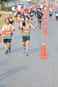 BIB: 4130
                            <button type="button" onclick="openModal(10057985)" class="btn btn-primary btn-sm float-right btn-popup" data-toggle="modal" data-target=".modal-high-quality">
                        <i class="fas fa-shopping-cart"></i> Add to Cart
                    </button>
                                            <button type="button" onclick="isThisMe(10057985, true)" class="btn btn-success btn-sm float-right btn-popup btn-isme hidden" data-toggle="tooltip" data-placement="bottom" title="นี่คือรูปของคุณใช่ไหม คลิกที่นี่เพื่อเอาเข้าอัลบั้ม">
                        <i class="fas fa-plus"></i> Add to album
                    </button>
                    <button type="button" onclick="isThisMe(10057985, false)" class="btn btn-warning btn-sm float-right btn-popup btn-isnotme hidden">
                        <i class="fas fa-ban"></i> Remove from album
                    </button>