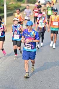 BIB: 46902
                            <button type="button" onclick="openModal(10045751)" class="btn btn-primary btn-sm float-right btn-popup" data-toggle="modal" data-target=".modal-high-quality">
                        <i class="fas fa-shopping-cart"></i> Add to Cart
                    </button>
                                            <button type="button" onclick="isThisMe(10045751, true)" class="btn btn-success btn-sm float-right btn-popup btn-isme hidden" data-toggle="tooltip" data-placement="bottom" title="นี่คือรูปของคุณใช่ไหม คลิกที่นี่เพื่อเอาเข้าอัลบั้ม">
                        <i class="fas fa-plus"></i> Add to album
                    </button>
                    <button type="button" onclick="isThisMe(10045751, false)" class="btn btn-warning btn-sm float-right btn-popup btn-isnotme hidden">
                        <i class="fas fa-ban"></i> Remove from album
                    </button>