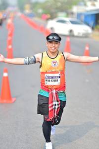 BIB: 47888
                            <button type="button" onclick="openModal(9994630)" class="btn btn-primary btn-sm float-right btn-popup" data-toggle="modal" data-target=".modal-high-quality">
                        <i class="fas fa-shopping-cart"></i> Add to Cart
                    </button>
                                            <button type="button" onclick="isThisMe(9994630, true)" class="btn btn-success btn-sm float-right btn-popup btn-isme hidden" data-toggle="tooltip" data-placement="bottom" title="นี่คือรูปของคุณใช่ไหม คลิกที่นี่เพื่อเอาเข้าอัลบั้ม">
                        <i class="fas fa-plus"></i> Add to album
                    </button>
                    <button type="button" onclick="isThisMe(9994630, false)" class="btn btn-warning btn-sm float-right btn-popup btn-isnotme hidden">
                        <i class="fas fa-ban"></i> Remove from album
                    </button>