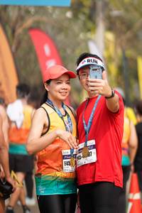 BIB: 407
                            <button type="button" onclick="openModal(10354857)" class="btn btn-primary btn-sm float-right btn-popup" data-toggle="modal" data-target=".modal-high-quality">
                        <i class="fas fa-shopping-cart"></i> Add to Cart
                    </button>
                                            <button type="button" onclick="isThisMe(10354857, true)" class="btn btn-success btn-sm float-right btn-popup btn-isme hidden" data-toggle="tooltip" data-placement="bottom" title="นี่คือรูปของคุณใช่ไหม คลิกที่นี่เพื่อเอาเข้าอัลบั้ม">
                        <i class="fas fa-plus"></i> Add to album
                    </button>
                    <button type="button" onclick="isThisMe(10354857, false)" class="btn btn-warning btn-sm float-right btn-popup btn-isnotme hidden">
                        <i class="fas fa-ban"></i> Remove from album
                    </button>