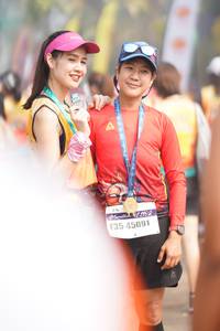 BIB: 219, 45091
                            <button type="button" onclick="openModal(10354806)" class="btn btn-primary btn-sm float-right btn-popup" data-toggle="modal" data-target=".modal-high-quality">
                        <i class="fas fa-shopping-cart"></i> Add to Cart
                    </button>
                                            <button type="button" onclick="isThisMe(10354806, true)" class="btn btn-success btn-sm float-right btn-popup btn-isme hidden" data-toggle="tooltip" data-placement="bottom" title="นี่คือรูปของคุณใช่ไหม คลิกที่นี่เพื่อเอาเข้าอัลบั้ม">
                        <i class="fas fa-plus"></i> Add to album
                    </button>
                    <button type="button" onclick="isThisMe(10354806, false)" class="btn btn-warning btn-sm float-right btn-popup btn-isnotme hidden">
                        <i class="fas fa-ban"></i> Remove from album
                    </button>