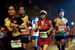 BIB: 40151, 45414
                            <button type="button" onclick="openModal(10336075)" class="btn btn-primary btn-sm float-right btn-popup" data-toggle="modal" data-target=".modal-high-quality">
                        <i class="fas fa-shopping-cart"></i> Add to Cart
                    </button>
                                            <button type="button" onclick="isThisMe(10336075, true)" class="btn btn-success btn-sm float-right btn-popup btn-isme hidden" data-toggle="tooltip" data-placement="bottom" title="นี่คือรูปของคุณใช่ไหม คลิกที่นี่เพื่อเอาเข้าอัลบั้ม">
                        <i class="fas fa-plus"></i> Add to album
                    </button>
                    <button type="button" onclick="isThisMe(10336075, false)" class="btn btn-warning btn-sm float-right btn-popup btn-isnotme hidden">
                        <i class="fas fa-ban"></i> Remove from album
                    </button>