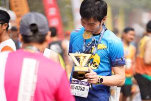 BIB: 4219512, 41753
                            <button type="button" onclick="openModal(8350807)" class="btn btn-primary btn-sm float-right btn-popup" data-toggle="modal" data-target=".modal-high-quality">
                        <i class="fas fa-shopping-cart"></i> Add to Cart
                    </button>
                                            <button type="button" onclick="isThisMe(8350807, true)" class="btn btn-success btn-sm float-right btn-popup btn-isme hidden" data-toggle="tooltip" data-placement="bottom" title="นี่คือรูปของคุณใช่ไหม คลิกที่นี่เพื่อเอาเข้าอัลบั้ม">
                        <i class="fas fa-plus"></i> Add to album
                    </button>
                    <button type="button" onclick="isThisMe(8350807, false)" class="btn btn-warning btn-sm float-right btn-popup btn-isnotme hidden">
                        <i class="fas fa-ban"></i> Remove from album
                    </button>