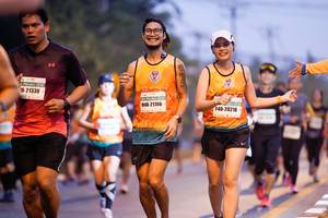 BIB: 21330, 21706, 20218, 
                            <button type="button" onclick="openModal(8926975)" class="btn btn-primary btn-sm float-right btn-popup" data-toggle="modal" data-target=".modal-high-quality">
                        <i class="fas fa-shopping-cart"></i> Add to Cart
                    </button>
                                            <button type="button" onclick="isThisMe(8926975, true)" class="btn btn-success btn-sm float-right btn-popup btn-isme hidden" data-toggle="tooltip" data-placement="bottom" title="นี่คือรูปของคุณใช่ไหม คลิกที่นี่เพื่อเอาเข้าอัลบั้ม">
                        <i class="fas fa-plus"></i> Add to album
                    </button>
                    <button type="button" onclick="isThisMe(8926975, false)" class="btn btn-warning btn-sm float-right btn-popup btn-isnotme hidden">
                        <i class="fas fa-ban"></i> Remove from album
                    </button>
