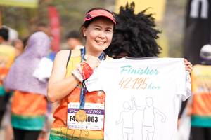 BIB: 42195, 12195, 1063
                            <button type="button" onclick="openModal(8354115)" class="btn btn-primary btn-sm float-right btn-popup" data-toggle="modal" data-target=".modal-high-quality">
                        <i class="fas fa-shopping-cart"></i> Add to Cart
                    </button>
                                            <button type="button" onclick="isThisMe(8354115, true)" class="btn btn-success btn-sm float-right btn-popup btn-isme hidden" data-toggle="tooltip" data-placement="bottom" title="นี่คือรูปของคุณใช่ไหม คลิกที่นี่เพื่อเอาเข้าอัลบั้ม">
                        <i class="fas fa-plus"></i> Add to album
                    </button>
                    <button type="button" onclick="isThisMe(8354115, false)" class="btn btn-warning btn-sm float-right btn-popup btn-isnotme hidden">
                        <i class="fas fa-ban"></i> Remove from album
                    </button>