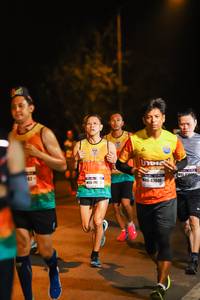 BIB: 43040
                            <button type="button" onclick="openModal(7787379)" class="btn btn-primary btn-sm float-right btn-popup" data-toggle="modal" data-target=".modal-high-quality">
                        <i class="fas fa-shopping-cart"></i> Add to Cart
                    </button>
                                            <button type="button" onclick="isThisMe(7787379, true)" class="btn btn-success btn-sm float-right btn-popup btn-isme hidden" data-toggle="tooltip" data-placement="bottom" title="นี่คือรูปของคุณใช่ไหม คลิกที่นี่เพื่อเอาเข้าอัลบั้ม">
                        <i class="fas fa-plus"></i> Add to album
                    </button>
                    <button type="button" onclick="isThisMe(7787379, false)" class="btn btn-warning btn-sm float-right btn-popup btn-isnotme hidden">
                        <i class="fas fa-ban"></i> Remove from album
                    </button>