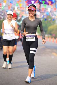 BIB: 121, 42829
                            <button type="button" onclick="openModal(8561059)" class="btn btn-primary btn-sm float-right btn-popup" data-toggle="modal" data-target=".modal-high-quality">
                        <i class="fas fa-shopping-cart"></i> Add to Cart
                    </button>
                                            <button type="button" onclick="isThisMe(8561059, true)" class="btn btn-success btn-sm float-right btn-popup btn-isme hidden" data-toggle="tooltip" data-placement="bottom" title="นี่คือรูปของคุณใช่ไหม คลิกที่นี่เพื่อเอาเข้าอัลบั้ม">
                        <i class="fas fa-plus"></i> Add to album
                    </button>
                    <button type="button" onclick="isThisMe(8561059, false)" class="btn btn-warning btn-sm float-right btn-popup btn-isnotme hidden">
                        <i class="fas fa-ban"></i> Remove from album
                    </button>
