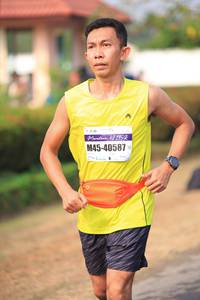 BIB: 42195, 40587
                            <button type="button" onclick="openModal(8319266)" class="btn btn-primary btn-sm float-right btn-popup" data-toggle="modal" data-target=".modal-high-quality">
                        <i class="fas fa-shopping-cart"></i> Add to Cart
                    </button>
                                            <button type="button" onclick="isThisMe(8319266, true)" class="btn btn-success btn-sm float-right btn-popup btn-isme hidden" data-toggle="tooltip" data-placement="bottom" title="นี่คือรูปของคุณใช่ไหม คลิกที่นี่เพื่อเอาเข้าอัลบั้ม">
                        <i class="fas fa-plus"></i> Add to album
                    </button>
                    <button type="button" onclick="isThisMe(8319266, false)" class="btn btn-warning btn-sm float-right btn-popup btn-isnotme hidden">
                        <i class="fas fa-ban"></i> Remove from album
                    </button>