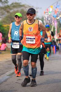 BIB: 464
                            <button type="button" onclick="openModal(7712949)" class="btn btn-primary btn-sm float-right btn-popup" data-toggle="modal" data-target=".modal-high-quality">
                        <i class="fas fa-shopping-cart"></i> Add to Cart
                    </button>
                                            <button type="button" onclick="isThisMe(7712949, true)" class="btn btn-success btn-sm float-right btn-popup btn-isme hidden" data-toggle="tooltip" data-placement="bottom" title="นี่คือรูปของคุณใช่ไหม คลิกที่นี่เพื่อเอาเข้าอัลบั้ม">
                        <i class="fas fa-plus"></i> Add to album
                    </button>
                    <button type="button" onclick="isThisMe(7712949, false)" class="btn btn-warning btn-sm float-right btn-popup btn-isnotme hidden">
                        <i class="fas fa-ban"></i> Remove from album
                    </button>