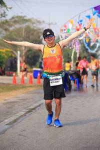 BIB: 40572
                            <button type="button" onclick="openModal(7713323)" class="btn btn-primary btn-sm float-right btn-popup" data-toggle="modal" data-target=".modal-high-quality">
                        <i class="fas fa-shopping-cart"></i> Add to Cart
                    </button>
                                            <button type="button" onclick="isThisMe(7713323, true)" class="btn btn-success btn-sm float-right btn-popup btn-isme hidden" data-toggle="tooltip" data-placement="bottom" title="นี่คือรูปของคุณใช่ไหม คลิกที่นี่เพื่อเอาเข้าอัลบั้ม">
                        <i class="fas fa-plus"></i> Add to album
                    </button>
                    <button type="button" onclick="isThisMe(7713323, false)" class="btn btn-warning btn-sm float-right btn-popup btn-isnotme hidden">
                        <i class="fas fa-ban"></i> Remove from album
                    </button>