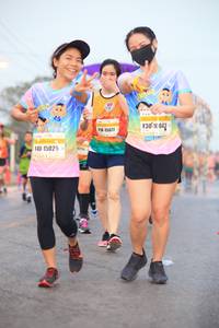 BIB: 043, 15077, 15025
                            <button type="button" onclick="openModal(8806851)" class="btn btn-primary btn-sm float-right btn-popup" data-toggle="modal" data-target=".modal-high-quality">
                        <i class="fas fa-shopping-cart"></i> Add to Cart
                    </button>
                                            <button type="button" onclick="isThisMe(8806851, true)" class="btn btn-success btn-sm float-right btn-popup btn-isme hidden" data-toggle="tooltip" data-placement="bottom" title="นี่คือรูปของคุณใช่ไหม คลิกที่นี่เพื่อเอาเข้าอัลบั้ม">
                        <i class="fas fa-plus"></i> Add to album
                    </button>
                    <button type="button" onclick="isThisMe(8806851, false)" class="btn btn-warning btn-sm float-right btn-popup btn-isnotme hidden">
                        <i class="fas fa-ban"></i> Remove from album
                    </button>