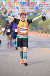 BIB: 45857, 45995
                            <button type="button" onclick="openModal(7715377)" class="btn btn-primary btn-sm float-right btn-popup" data-toggle="modal" data-target=".modal-high-quality">
                        <i class="fas fa-shopping-cart"></i> Add to Cart
                    </button>
                                            <button type="button" onclick="isThisMe(7715377, true)" class="btn btn-success btn-sm float-right btn-popup btn-isme hidden" data-toggle="tooltip" data-placement="bottom" title="นี่คือรูปของคุณใช่ไหม คลิกที่นี่เพื่อเอาเข้าอัลบั้ม">
                        <i class="fas fa-plus"></i> Add to album
                    </button>
                    <button type="button" onclick="isThisMe(7715377, false)" class="btn btn-warning btn-sm float-right btn-popup btn-isnotme hidden">
                        <i class="fas fa-ban"></i> Remove from album
                    </button>