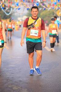 BIB: 28061
                            <button type="button" onclick="openModal(9124851)" class="btn btn-primary btn-sm float-right btn-popup" data-toggle="modal" data-target=".modal-high-quality">
                        <i class="fas fa-shopping-cart"></i> Add to Cart
                    </button>
                                            <button type="button" onclick="isThisMe(9124851, true)" class="btn btn-success btn-sm float-right btn-popup btn-isme hidden" data-toggle="tooltip" data-placement="bottom" title="นี่คือรูปของคุณใช่ไหม คลิกที่นี่เพื่อเอาเข้าอัลบั้ม">
                        <i class="fas fa-plus"></i> Add to album
                    </button>
                    <button type="button" onclick="isThisMe(9124851, false)" class="btn btn-warning btn-sm float-right btn-popup btn-isnotme hidden">
                        <i class="fas fa-ban"></i> Remove from album
                    </button>