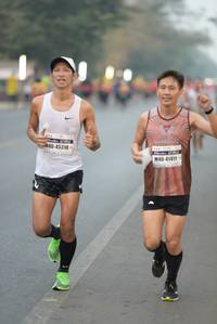 BIB: 45318, 41411
                            <button type="button" onclick="openModal(7383011)" class="btn btn-primary btn-sm float-right btn-popup" data-toggle="modal" data-target=".modal-high-quality">
                        <i class="fas fa-shopping-cart"></i> Add to Cart
                    </button>
                                            <button type="button" onclick="isThisMe(7383011, true)" class="btn btn-success btn-sm float-right btn-popup btn-isme hidden" data-toggle="tooltip" data-placement="bottom" title="นี่คือรูปของคุณใช่ไหม คลิกที่นี่เพื่อเอาเข้าอัลบั้ม">
                        <i class="fas fa-plus"></i> Add to album
                    </button>
                    <button type="button" onclick="isThisMe(7383011, false)" class="btn btn-warning btn-sm float-right btn-popup btn-isnotme hidden">
                        <i class="fas fa-ban"></i> Remove from album
                    </button>