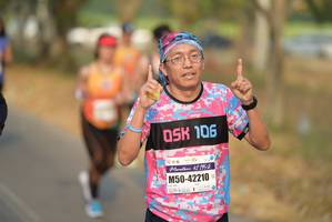 BIB: 106, 121952, 42210
                            <button type="button" onclick="openModal(7890046)" class="btn btn-primary btn-sm float-right btn-popup" data-toggle="modal" data-target=".modal-high-quality">
                        <i class="fas fa-shopping-cart"></i> Add to Cart
                    </button>
                                            <button type="button" onclick="isThisMe(7890046, true)" class="btn btn-success btn-sm float-right btn-popup btn-isme hidden" data-toggle="tooltip" data-placement="bottom" title="นี่คือรูปของคุณใช่ไหม คลิกที่นี่เพื่อเอาเข้าอัลบั้ม">
                        <i class="fas fa-plus"></i> Add to album
                    </button>
                    <button type="button" onclick="isThisMe(7890046, false)" class="btn btn-warning btn-sm float-right btn-popup btn-isnotme hidden">
                        <i class="fas fa-ban"></i> Remove from album
                    </button>