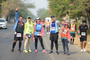 BIB: 4650, 
                            <button type="button" onclick="openModal(8063970)" class="btn btn-primary btn-sm float-right btn-popup" data-toggle="modal" data-target=".modal-high-quality">
                        <i class="fas fa-shopping-cart"></i> Add to Cart
                    </button>
                                            <button type="button" onclick="isThisMe(8063970, true)" class="btn btn-success btn-sm float-right btn-popup btn-isme hidden" data-toggle="tooltip" data-placement="bottom" title="นี่คือรูปของคุณใช่ไหม คลิกที่นี่เพื่อเอาเข้าอัลบั้ม">
                        <i class="fas fa-plus"></i> Add to album
                    </button>
                    <button type="button" onclick="isThisMe(8063970, false)" class="btn btn-warning btn-sm float-right btn-popup btn-isnotme hidden">
                        <i class="fas fa-ban"></i> Remove from album
                    </button>