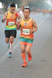 BIB: 252, 27985
                            <button type="button" onclick="openModal(7402389)" class="btn btn-primary btn-sm float-right btn-popup" data-toggle="modal" data-target=".modal-high-quality">
                        <i class="fas fa-shopping-cart"></i> Add to Cart
                    </button>
                                            <button type="button" onclick="isThisMe(7402389, true)" class="btn btn-success btn-sm float-right btn-popup btn-isme hidden" data-toggle="tooltip" data-placement="bottom" title="นี่คือรูปของคุณใช่ไหม คลิกที่นี่เพื่อเอาเข้าอัลบั้ม">
                        <i class="fas fa-plus"></i> Add to album
                    </button>
                    <button type="button" onclick="isThisMe(7402389, false)" class="btn btn-warning btn-sm float-right btn-popup btn-isnotme hidden">
                        <i class="fas fa-ban"></i> Remove from album
                    </button>