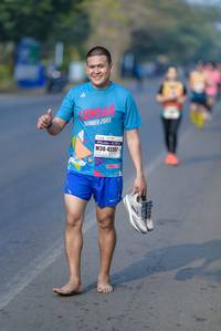 BIB: 2003, 42357
                            <button type="button" onclick="openModal(9850849)" class="btn btn-primary btn-sm float-right btn-popup" data-toggle="modal" data-target=".modal-high-quality">
                        <i class="fas fa-shopping-cart"></i> Add to Cart
                    </button>
                                            <button type="button" onclick="isThisMe(9850849, true)" class="btn btn-success btn-sm float-right btn-popup btn-isme hidden" data-toggle="tooltip" data-placement="bottom" title="นี่คือรูปของคุณใช่ไหม คลิกที่นี่เพื่อเอาเข้าอัลบั้ม">
                        <i class="fas fa-plus"></i> Add to album
                    </button>
                    <button type="button" onclick="isThisMe(9850849, false)" class="btn btn-warning btn-sm float-right btn-popup btn-isnotme hidden">
                        <i class="fas fa-ban"></i> Remove from album
                    </button>