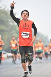BIB: 40938
                            <button type="button" onclick="openModal(8699944)" class="btn btn-primary btn-sm float-right btn-popup" data-toggle="modal" data-target=".modal-high-quality">
                        <i class="fas fa-shopping-cart"></i> Add to Cart
                    </button>
                                            <button type="button" onclick="isThisMe(8699944, true)" class="btn btn-success btn-sm float-right btn-popup btn-isme hidden" data-toggle="tooltip" data-placement="bottom" title="นี่คือรูปของคุณใช่ไหม คลิกที่นี่เพื่อเอาเข้าอัลบั้ม">
                        <i class="fas fa-plus"></i> Add to album
                    </button>
                    <button type="button" onclick="isThisMe(8699944, false)" class="btn btn-warning btn-sm float-right btn-popup btn-isnotme hidden">
                        <i class="fas fa-ban"></i> Remove from album
                    </button>