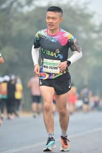 BIB: 25289
                            <button type="button" onclick="openModal(9493790)" class="btn btn-primary btn-sm float-right btn-popup" data-toggle="modal" data-target=".modal-high-quality">
                        <i class="fas fa-shopping-cart"></i> Add to Cart
                    </button>
                                            <button type="button" onclick="isThisMe(9493790, true)" class="btn btn-success btn-sm float-right btn-popup btn-isme hidden" data-toggle="tooltip" data-placement="bottom" title="นี่คือรูปของคุณใช่ไหม คลิกที่นี่เพื่อเอาเข้าอัลบั้ม">
                        <i class="fas fa-plus"></i> Add to album
                    </button>
                    <button type="button" onclick="isThisMe(9493790, false)" class="btn btn-warning btn-sm float-right btn-popup btn-isnotme hidden">
                        <i class="fas fa-ban"></i> Remove from album
                    </button>
