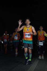 BIB: 5030
                            <button type="button" onclick="openModal(9629688)" class="btn btn-primary btn-sm float-right btn-popup" data-toggle="modal" data-target=".modal-high-quality">
                        <i class="fas fa-shopping-cart"></i> Add to Cart
                    </button>
                                            <button type="button" onclick="isThisMe(9629688, true)" class="btn btn-success btn-sm float-right btn-popup btn-isme hidden" data-toggle="tooltip" data-placement="bottom" title="นี่คือรูปของคุณใช่ไหม คลิกที่นี่เพื่อเอาเข้าอัลบั้ม">
                        <i class="fas fa-plus"></i> Add to album
                    </button>
                    <button type="button" onclick="isThisMe(9629688, false)" class="btn btn-warning btn-sm float-right btn-popup btn-isnotme hidden">
                        <i class="fas fa-ban"></i> Remove from album
                    </button>